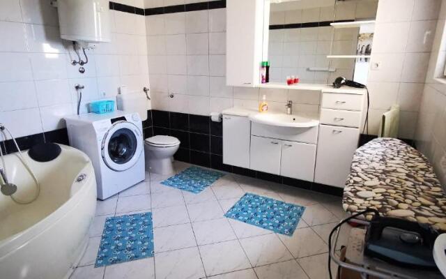 Apartments Marin, Kolan, Mandre, Pag