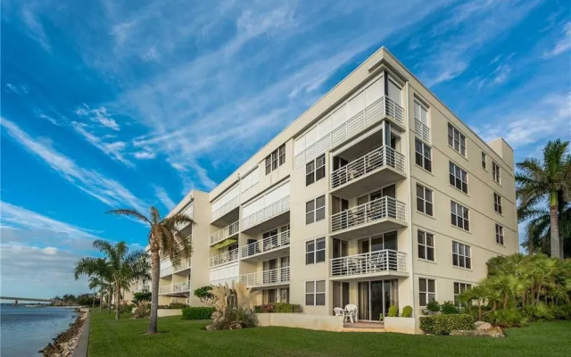 Isla Bahia Vista 10-425