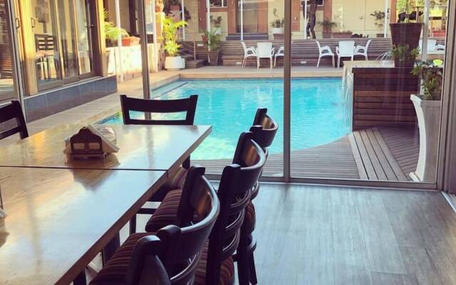 McDonalds Boutique Hotel