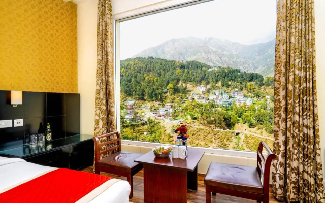 Hotel Vaikunth Mcleodganj Centrally Heated And Air Cooled