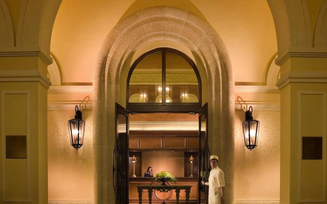 Acqualina Resort & Residences On The Beach