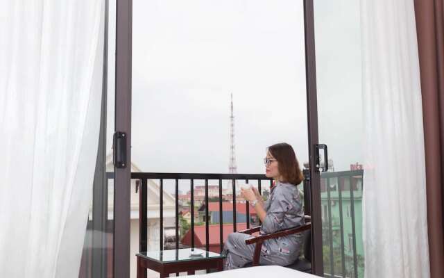 Trang An Flower Hotel