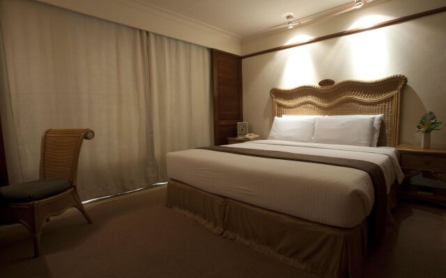 Waterfront Airport Hotel & Casino