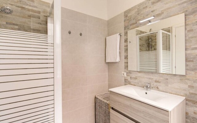 Lovely Renovated Flat Very Close to St. Peter