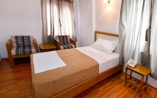Hotel Captain