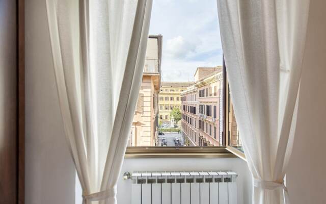 Redseven Rome Apartment