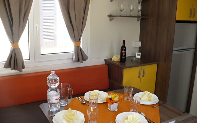 Victoria Mobilehome Camping Poljana