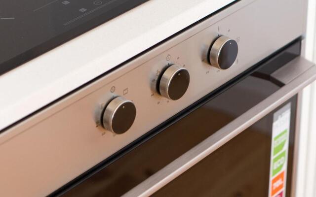 LovelyStay - Martires Boutique Flat