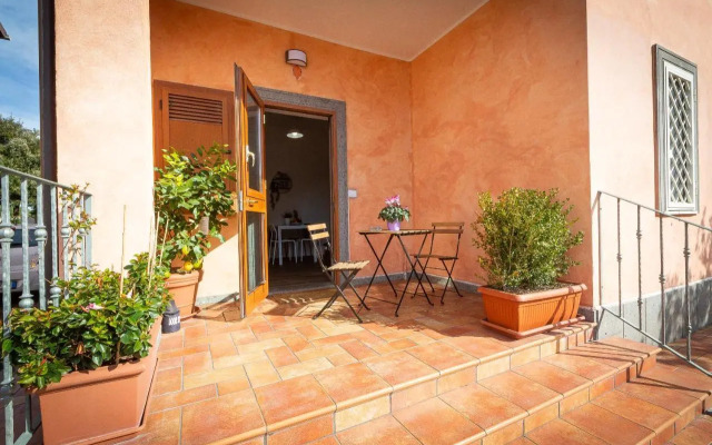 CIACCIO HOUSE near airport