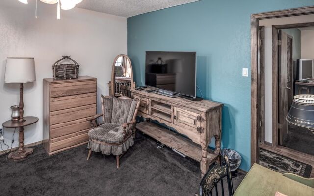 Cabo 2 - Three Bedroom Cabin