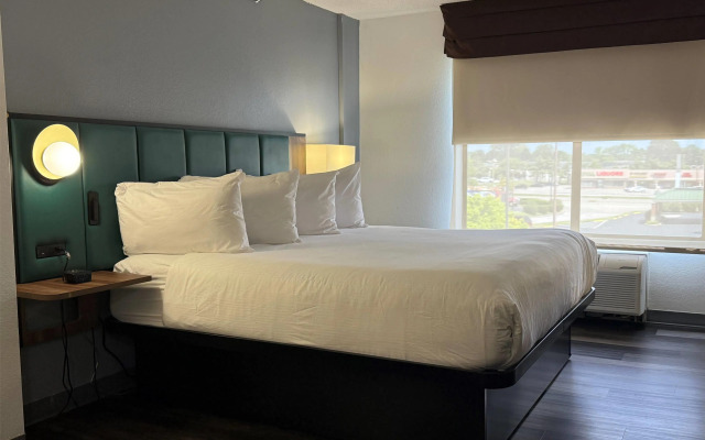 Wingate by Wyndham Indianapolis Airport-Rockville Rd.