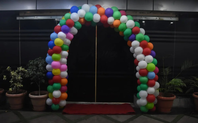 Ishanika Hotel