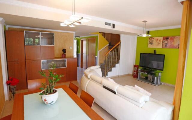 Cap Roig (Apt. 675486)