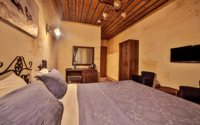 Milat Cave Hotel