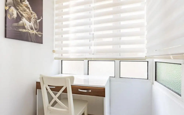 Spacious Apartment on Bagdat Street Kadikoy