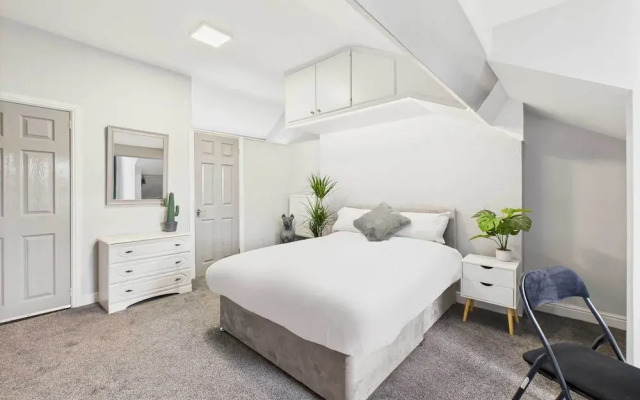 Host Stay Crosby House