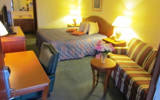 Travel Inn & Suites