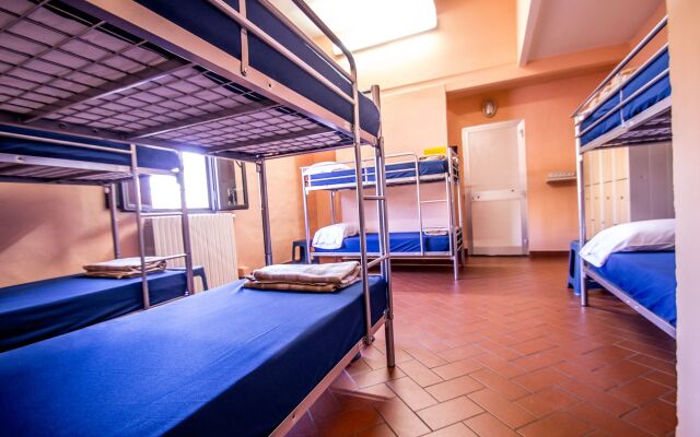 Hostel Santa Monaca