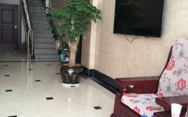 Zhaotong Shuangyu Hotel