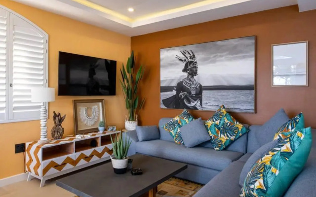 Beachfront Luxury - 2 Chaka's Place