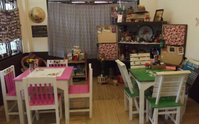 Chez Nous Homestay