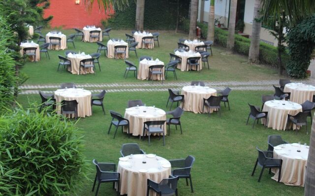 The Tiger Groove Resort