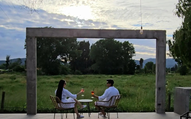 Hotel Parronales