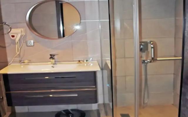 Iris Hotel Maitama