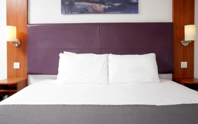 Wheatsheaf Hotel