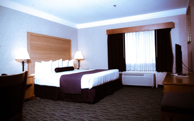 Best Western Plus Executive Court Inn & Conference Center