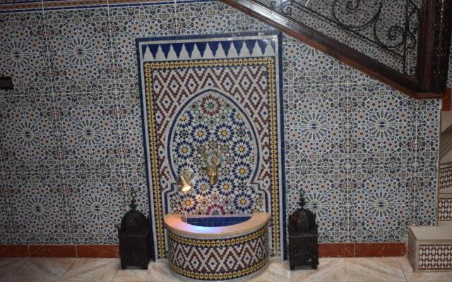 Riad Alaoui 135 with swimming pool and free parking