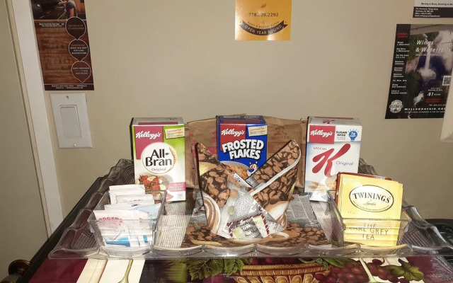 Nana's Nest And Breakfast