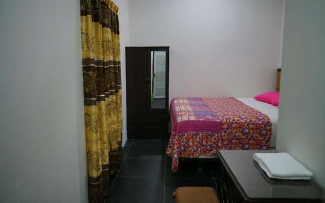 Mri Homestay Sg Buloh - 3 Br House Ground Floor With Centralised Private Pool