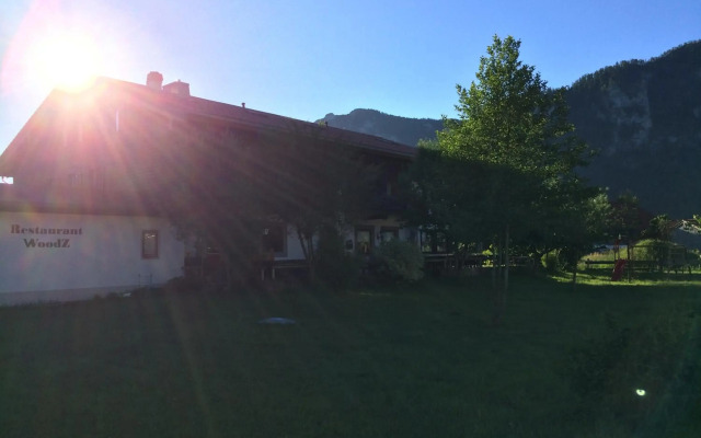 Alpinhotel INzeller