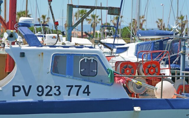 Luxurious Villa With Swimming Pool in Rieux-minervois France