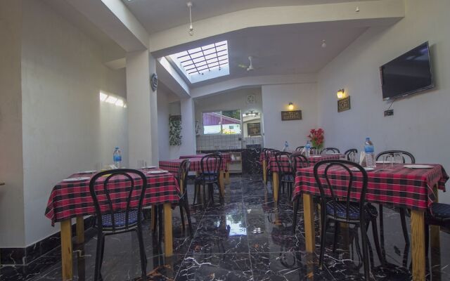 OYO 23353 Hidden Gem Residency
