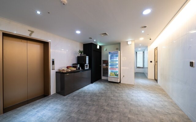 Dongtan Hotel Amor