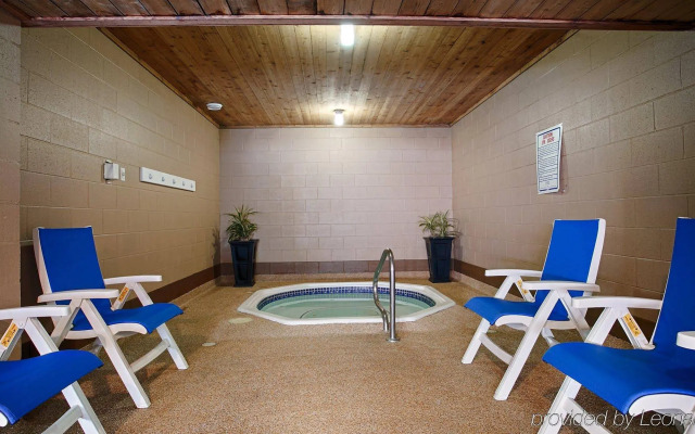 SureStay Plus Hotel By Best Western Salmon Arm