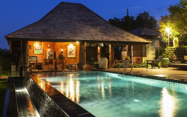 TikKlinsee Pool Villa Chiang Mai