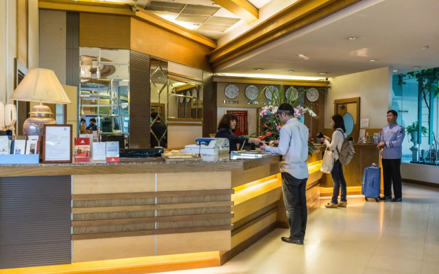 Asia Airport Hotel