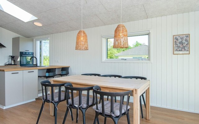 6 Person Holiday Home in Ronde