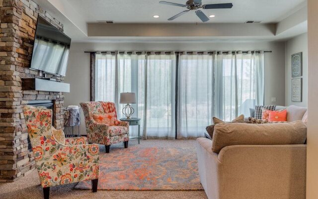 Canyon Villas at Coral Ridge