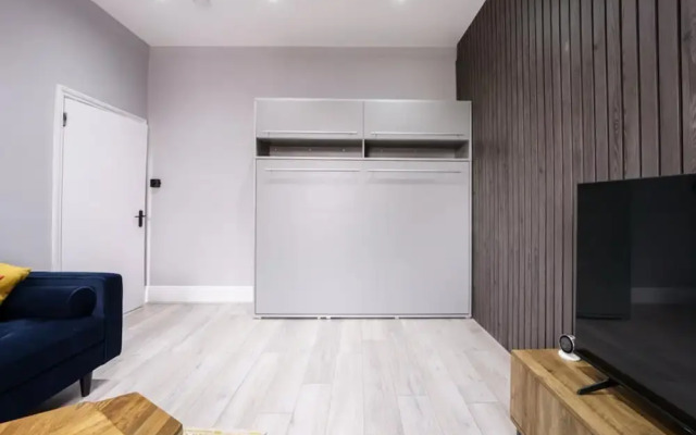 Modern Apartment Near Wembley Stadium