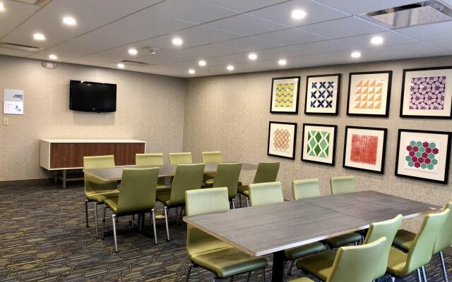 Holiday Inn Express Hotel & Suites Great Barrington by IHG