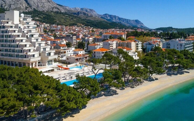 Petar - 200 m From Beach - A1