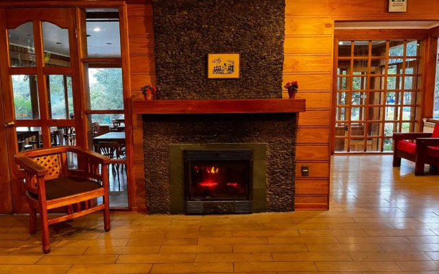 Hotel y Cabañas Villarrica