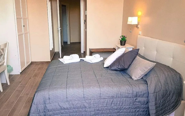 Serventi Longhi Rooms