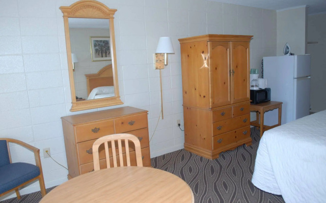 Admiral Motor Inn