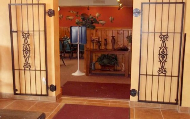 Roseau Motel and Diner