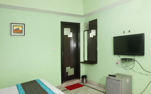 OYO 337 Hotel Anand